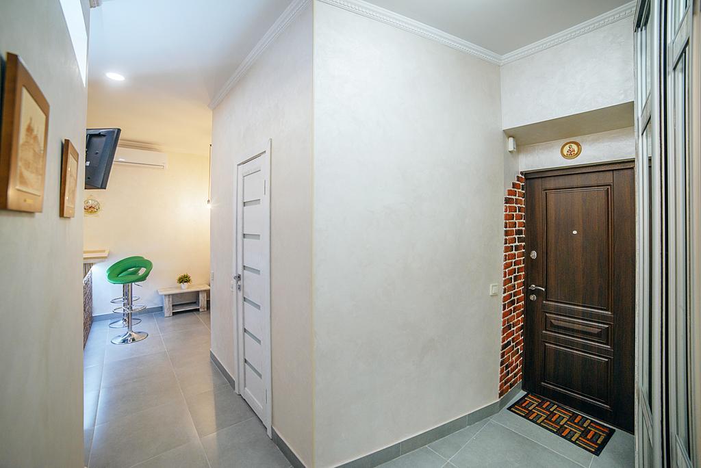 Apartment At Lyulki Lviv Kültér fotó